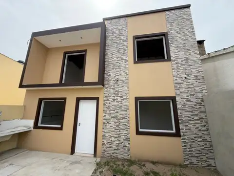 Casa en Venta en Mar Del Tuyu, USD 55.000