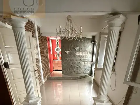 Depto Tipo Casa en Alquiler de 2 ambientes