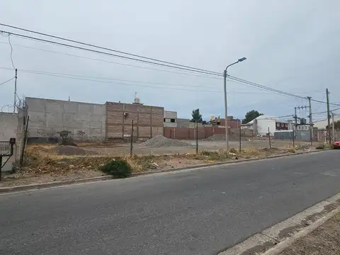 Chajari y Picun Leufu