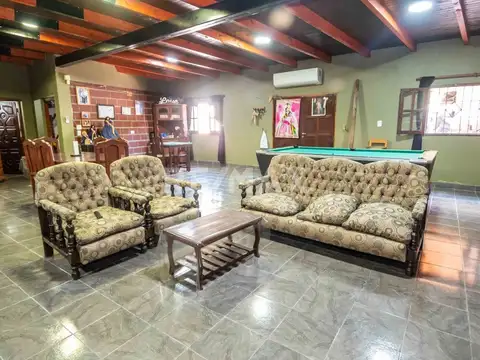 CASA VENTA O PERMUTA  B° SAN VICENTE CERRILLOS