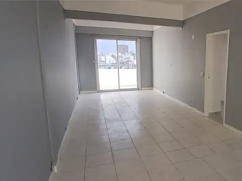 Av. Rivadavia 2643, 9 piso, entre Paso y Castelli,  CABA