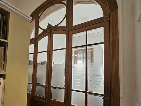 Edificio entero en venta Av. Callao y Av. Córdoba