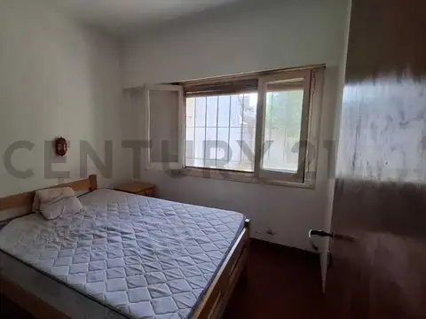 Casa 7 ambientes con 3 baños