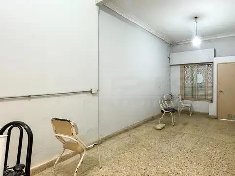 Local en Venta 60 años