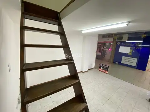 Local en Alquiler en Centro, USD 350