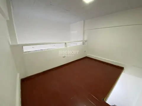 LOCAL EN ALQUILER DENTRO DE GALERIA, CENTRO, VILLA GESELL