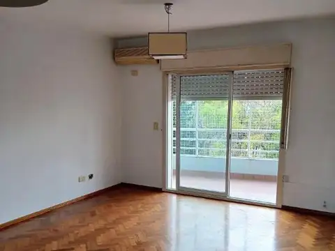 HERMOSO 4 AMB BALCON / COCHERA