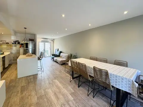 HERMOSO DUPLEX A LA VENTA EN MERLO CENTRO