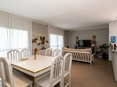 Casa en Venta en Countries y Barrios Cerrados en Salta Capital, USD 180.000