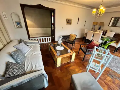Departamento 4 ambientes con 2 baños