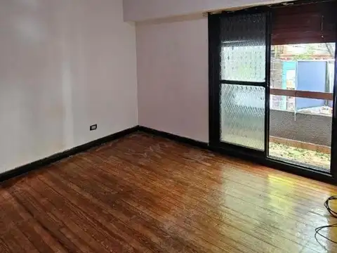 PH en venta - 3 Dormitorios 2 Baños - Lanús