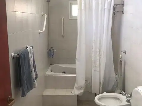 Quinta en Venta con 1 cochera