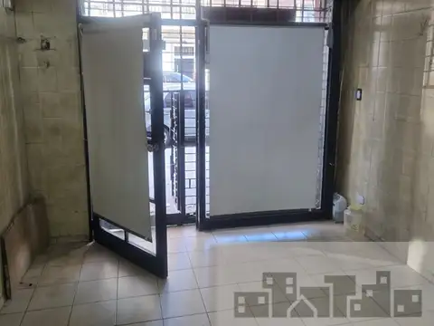 Local en Venta 40 años