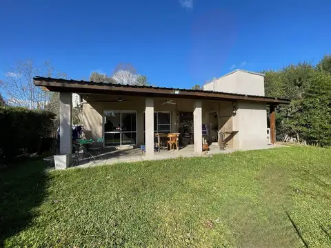 Casa en Venta en Larena Country Club, USD 118.000