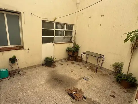 Depto Tipo Casa en Venta con 1 cocheras