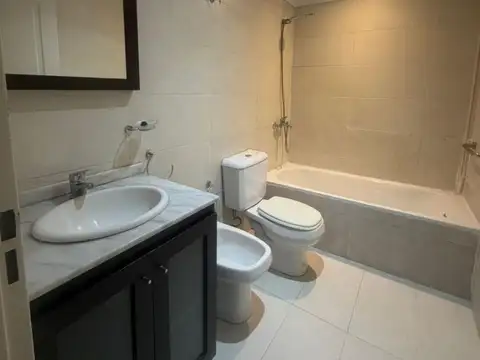 Departamento en Venta en Villa del Parque, USD 215.000