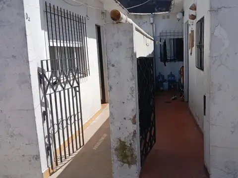 Depto Tipo Casa 3 ambientes con 2 baños