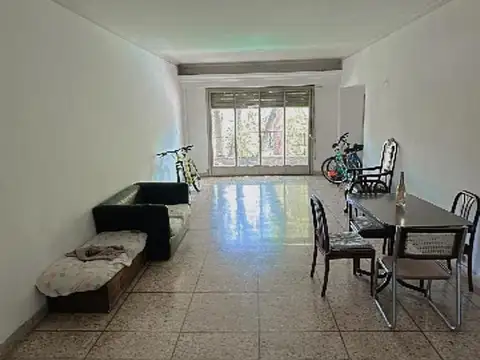 PH en venta - 2 Dormitorios 1 Baño - Villa General Mitre