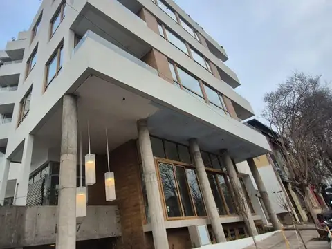 Venta departamento 2 ambientes con cochera a estrenar. Playa Grande