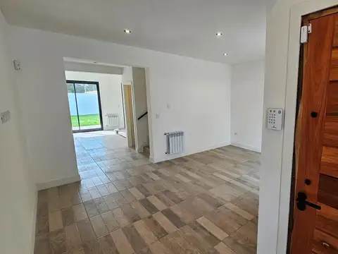 Depto Tipo Casa en Venta de 3 ambientes