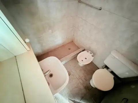 Depto Tipo Casa en Venta en Lomas de Zamora, USD 17.500