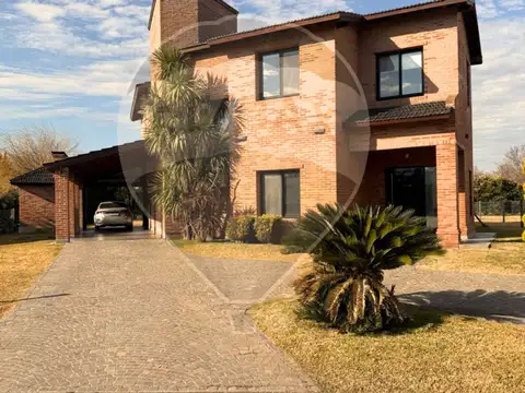 Gálvez y Alfonsina Storni 100