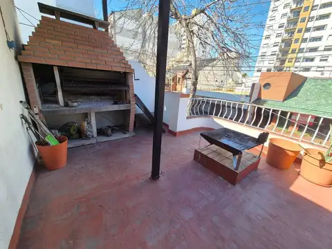 Depto Tipo Casa en Venta de 4 ambientes