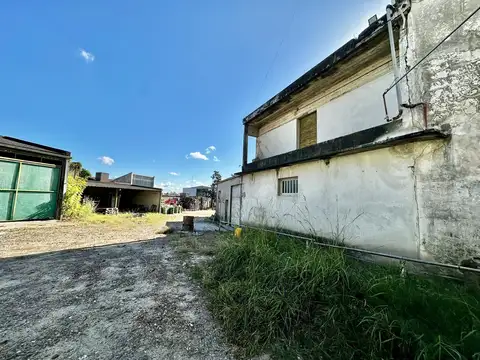 Oficina en Venta con 2 cocheras