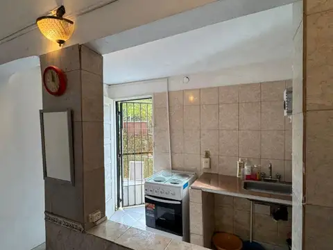 CASA CON PRIMER PISO EN SOURIGUES