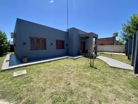 Casa en Venta en Zarate, USD 105.000