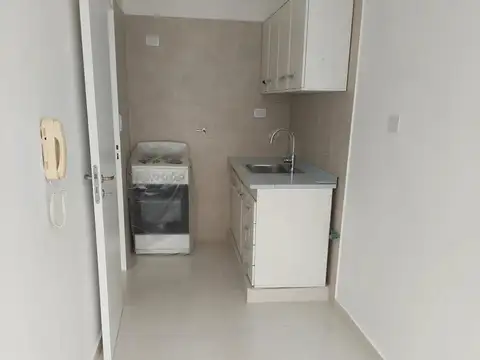 Monoambiente como a Estrenar con Balcón en Venta – Excelente Ubicación y Seguridad 24 hs