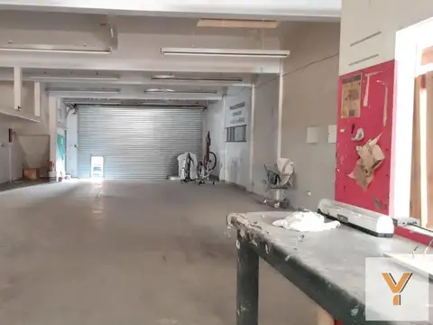 Depósito en alquiler - 220mts2 - Villa Crespo