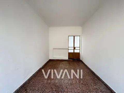 Venta de Casa 3 Dormitorios + Local Comercial La Plata   - 115 entre 66 y 67