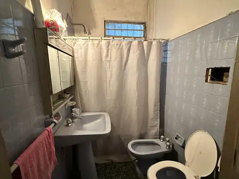 VENTA - CASA MULTIFAMILIAR - SOBRE AVDA. B. SUR MER