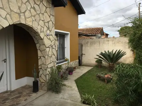 Casa 3 ambientes con 3 baños