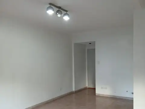 Departamento en Alquiler 50 años