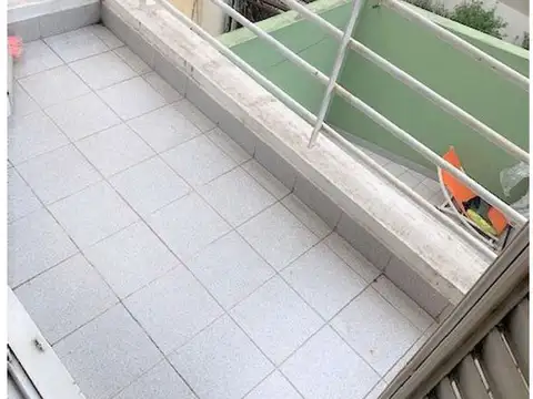 Gran Ambiente c/bcon mts Univ. Palermo y Cnel Diaz Amobl Todo Incluido.