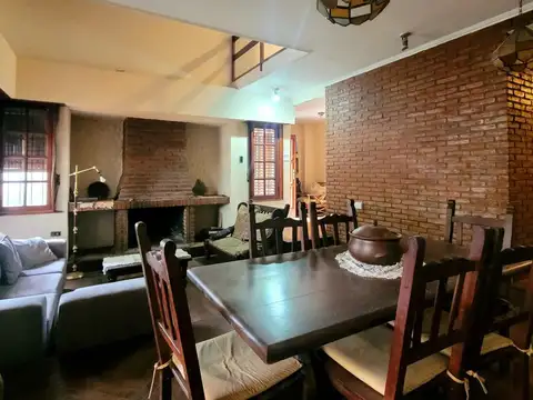 Casa en Venta en Temperley, USD 265.000