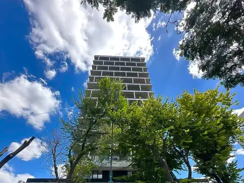 Departamento en Alquiler, 2 Ambientes, Con Balcón - La Lucila, Vicente López