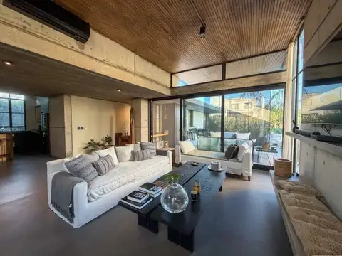 Avenida Alvear 100