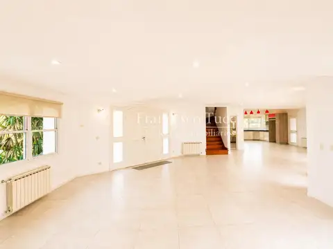 Casa en Venta al Oeste