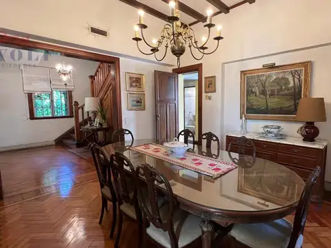 Casa 5 ambientes con 3 baños