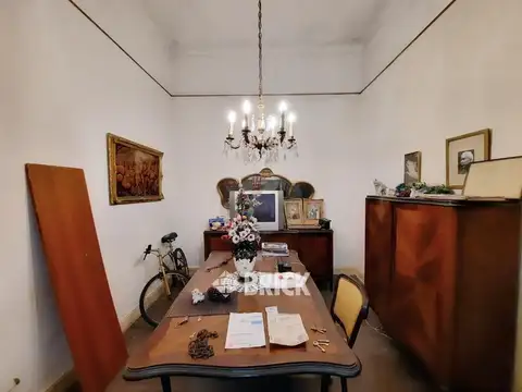 Depto Tipo Casa en Venta en Flores, USD 199.000