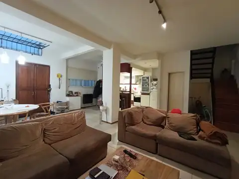 Depto Tipo Casa en Venta de 3 dormitorios