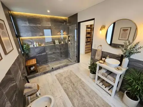 Casa en Alquiler de 3 dormitorios