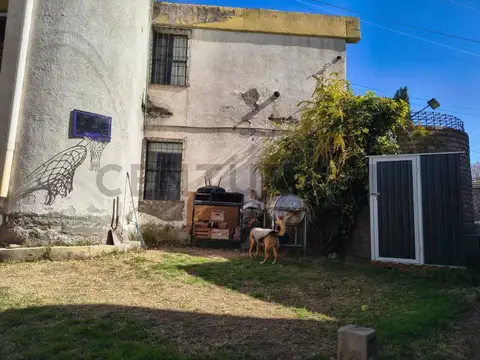 BARRIO 12 DE JUNIO 100, Piso 0