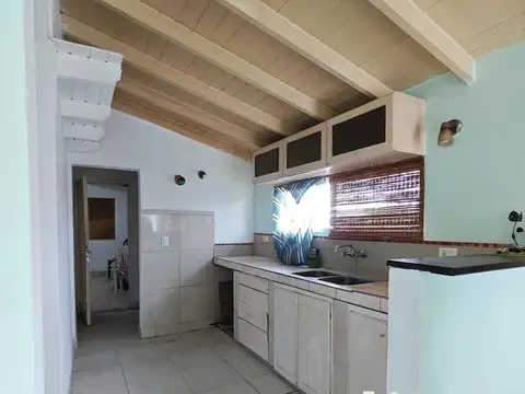 Casa 5 ambientes con 2 baños