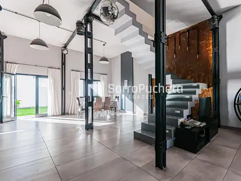 Venta casa 4 ambientes con cochera en Haedo Sur