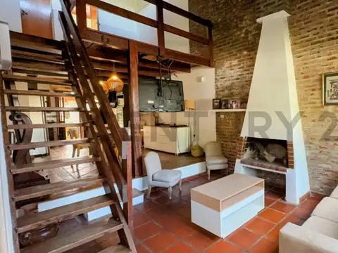 VENTA CASA 5 AMBIENTES - ITUZAINGO NORTE - PROX ACCESO OESTE