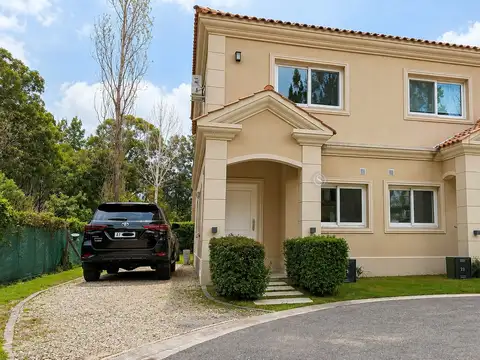 Casa Dúplex  en Alquiler en Liquidambar, Pilar, G.B.A. Zona Norte
